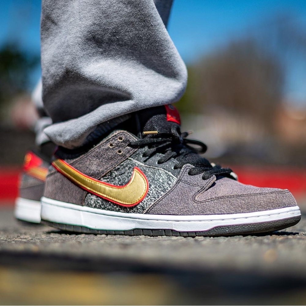 #Nike SB Dunk Low Premium QS Beijing